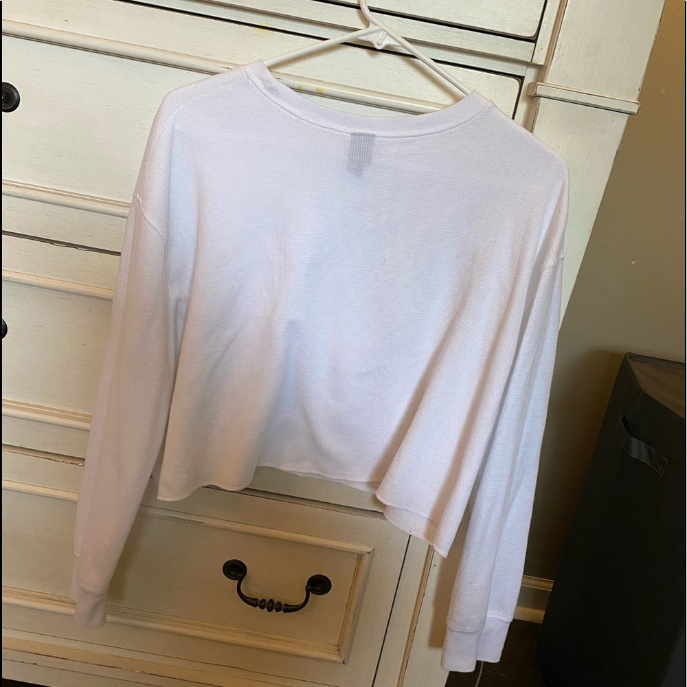 White Long Sleeved Cropped Top - Picture 2 of 4